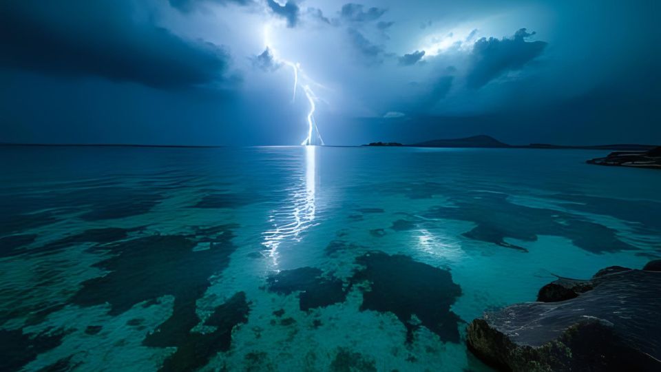 Mit jelent lagúna álomban? – Átfogó álomfejtés és értelmezés A viharos lagúna képe álomban, amely a belső feszültségeinket és érzelmi viharainkat szimbolizálja.